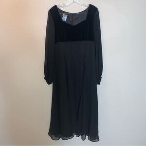 Laura Ashley Vintage Black Long Sleeve Maxi Dress Black Velvet 12